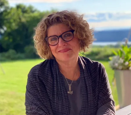 Patricia Zimmerman Headshot