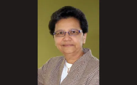 Alka Bramhandkar headshot