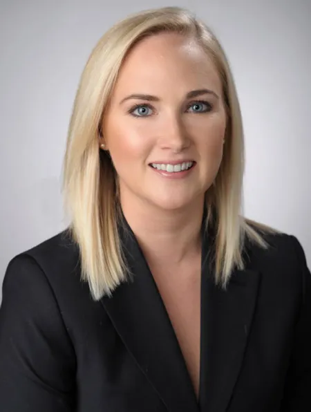 Laine Norton Headshot