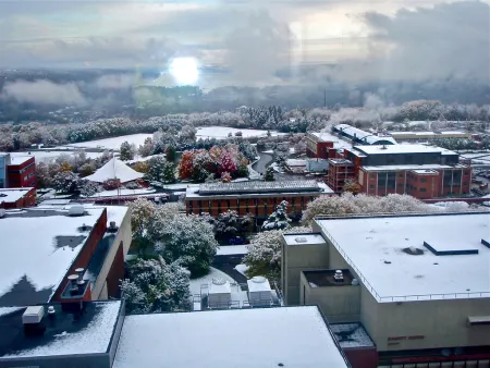 A overhead picture of the Ithaca College campus in winter.