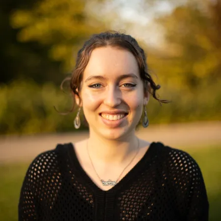 Eliel Safran Headshot