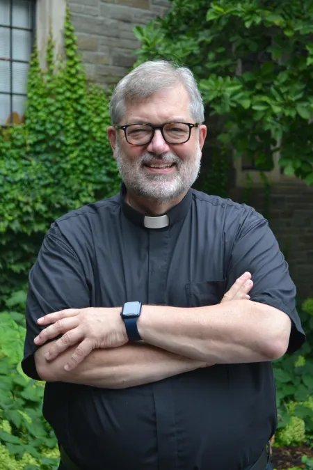 Fr. Dan headshot