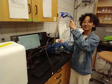 Aashika Shah measuring cold toleranace of plants