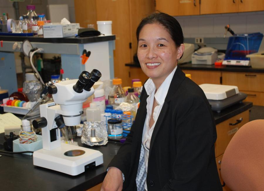 Te-Wen in her lab.