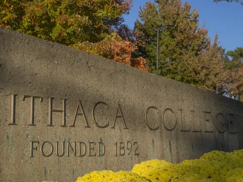 The entry sign to Ithaca College
