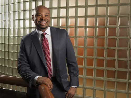 James E Taylor Headshot