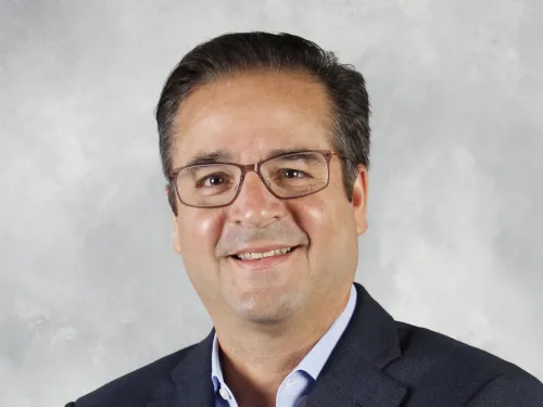 Steve Mayer Headshot