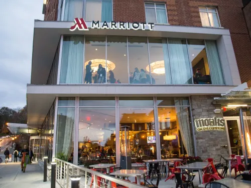 Ithaca, New York, Hotel