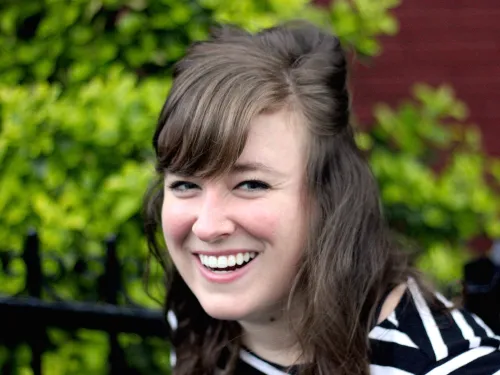 Lauren Hesse Headshot