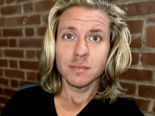 Steven Salvatore Headshot