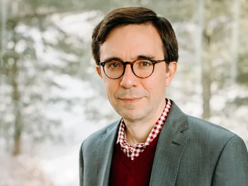 Jorge Grossmann Headshot