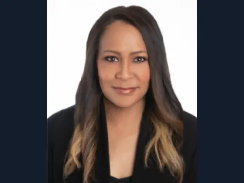 Tanya Hutchins Headshot