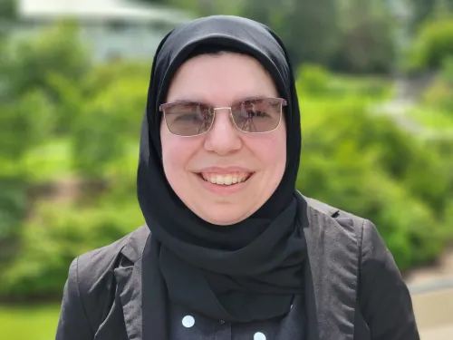 Amal Abdullah Headshot