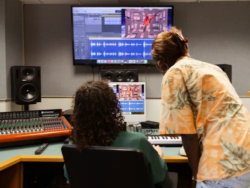 students in the electronic music studio