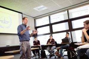 Dr Craig Duncan teaches a philosophy class