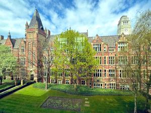 Image of Leeds University