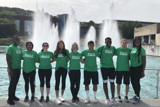 Park scholars standing in front of the Fountains