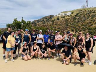 Fall students hike to the Hollywood sign