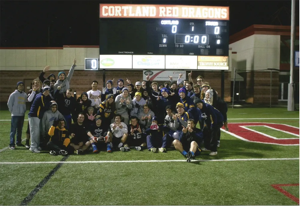 IC students taking part in the Cortaca Mic game