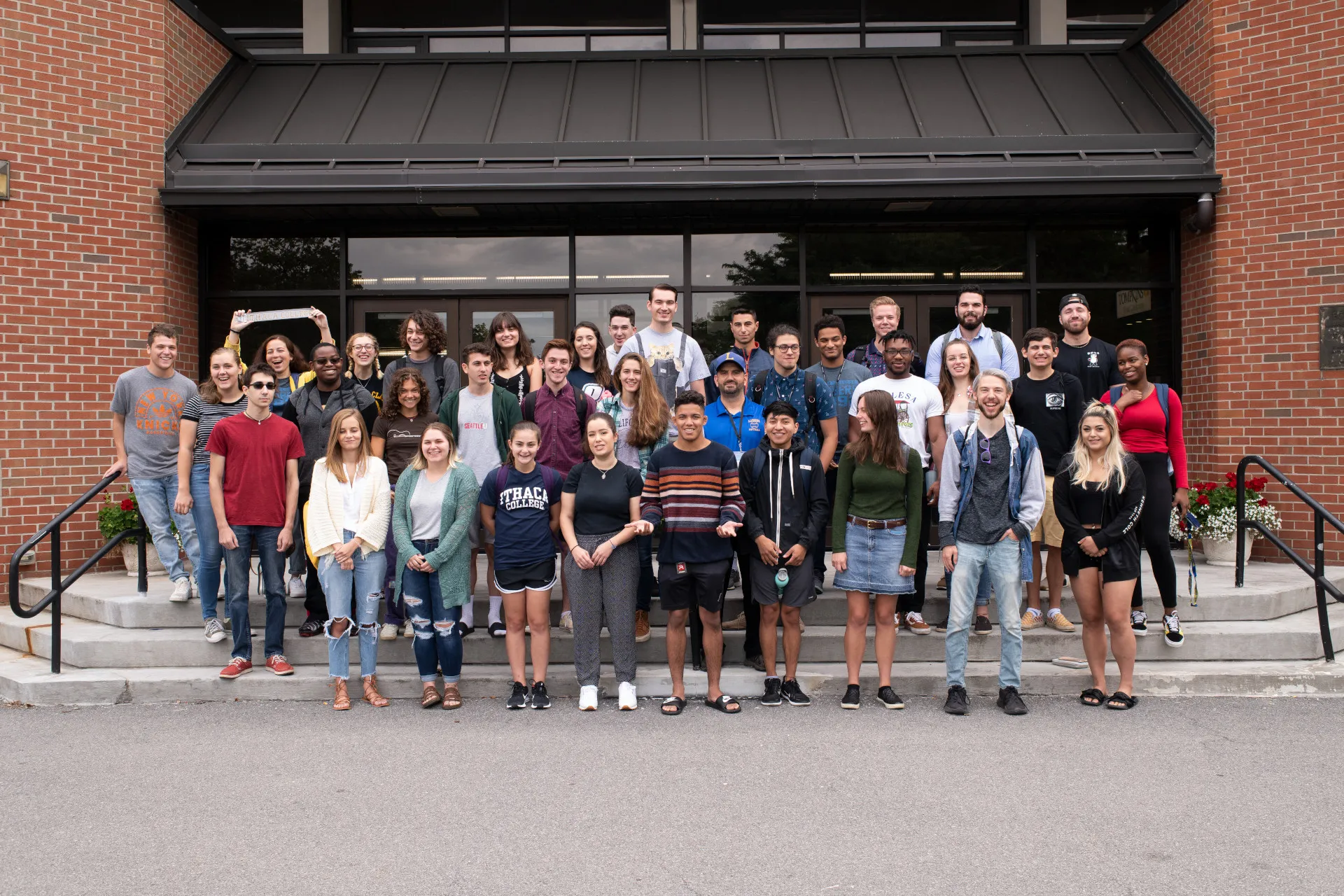 Transfer students outside Campus Center