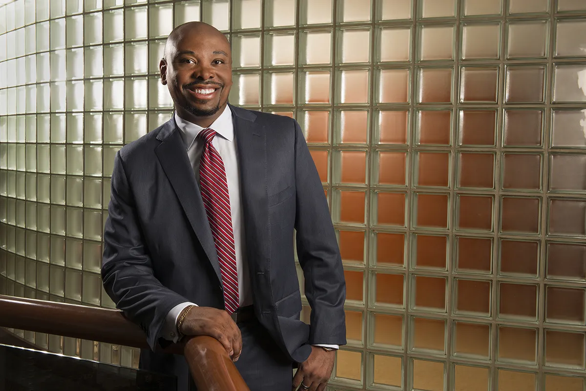 James E Taylor Headshot