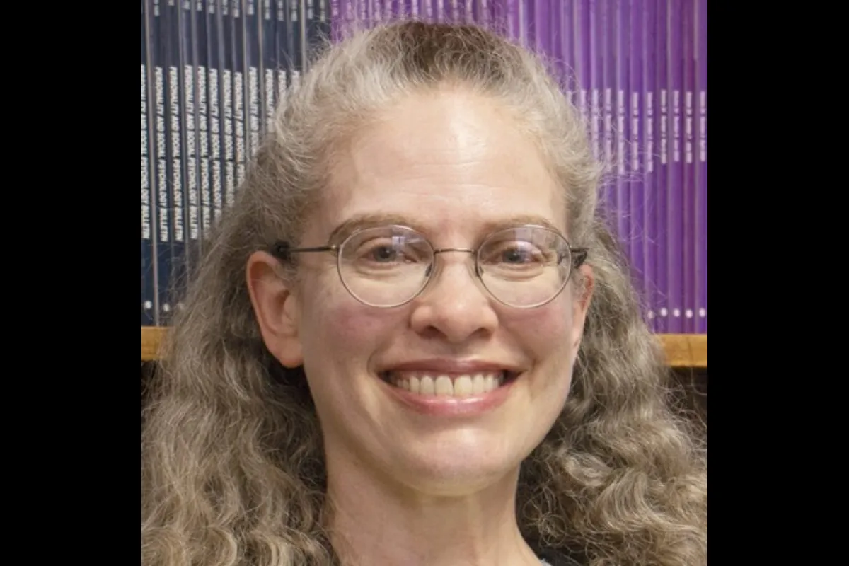 Leigh Ann Vaughn Headshot