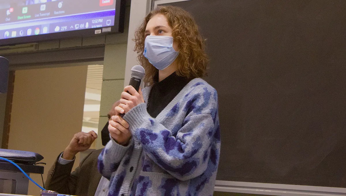 Daria Karpenko ’23 speaking