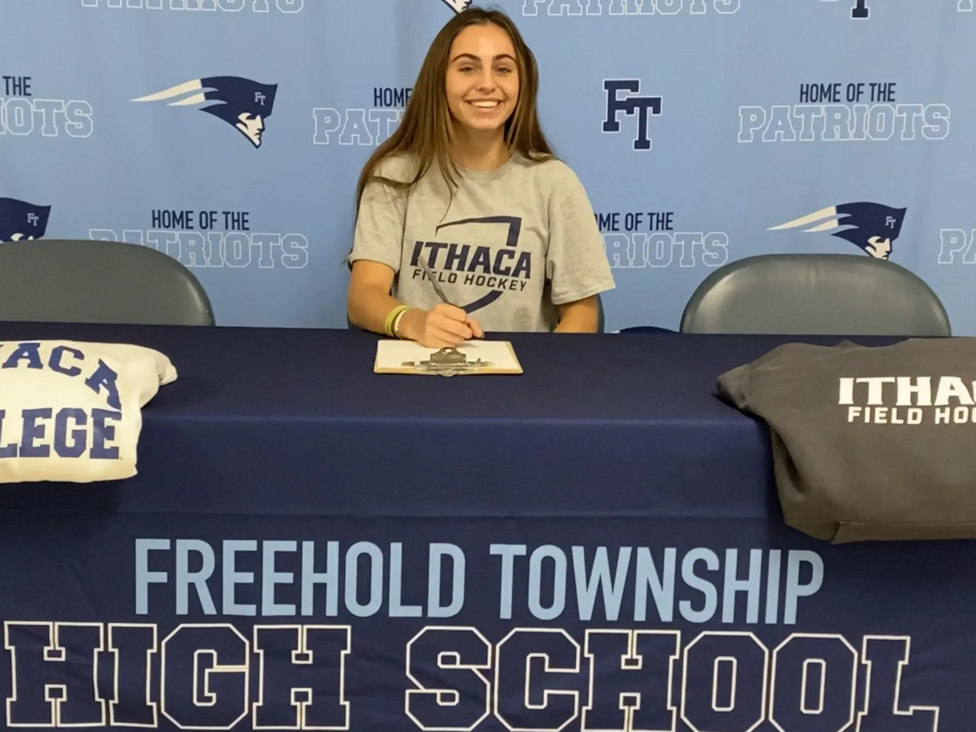 Catherine Papa at signing dat