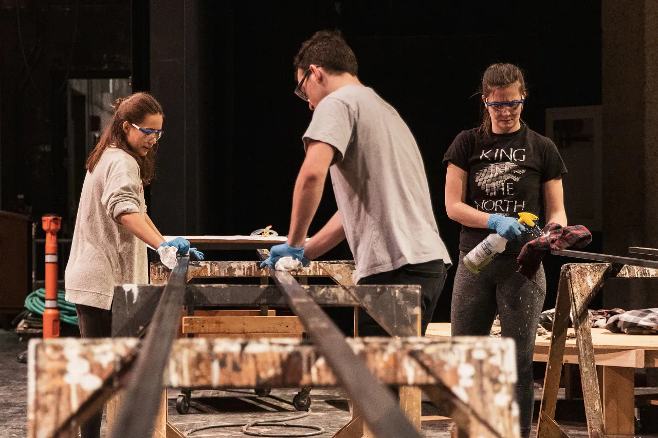 students building a set