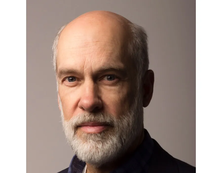 Gordon Rowland headshot