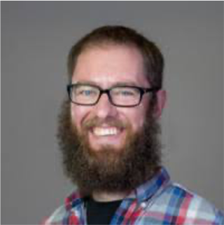 Picture of bearded man wearing glasses