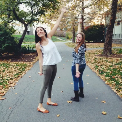 Rachel Yohe '18  and Goldye Horan '18