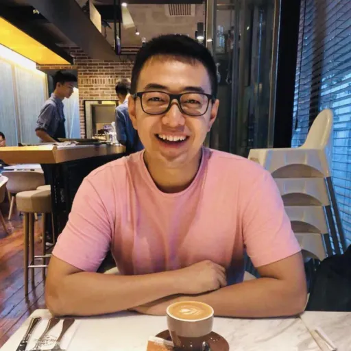 Photo of Professor Shuzhan Li