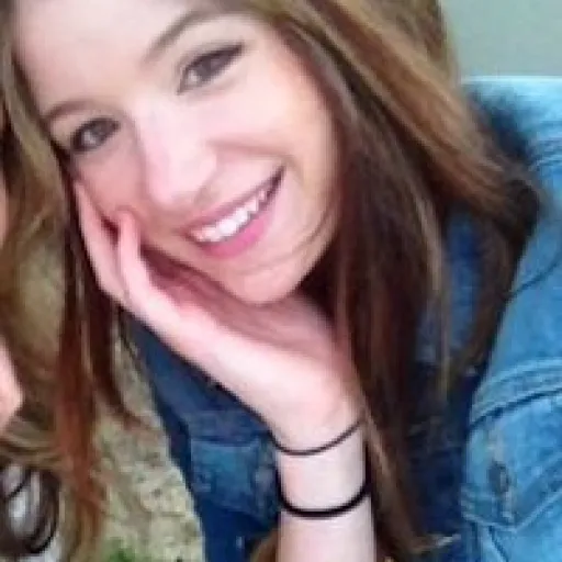 Shannon Nicole Sakosits '17